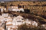    Setenil   